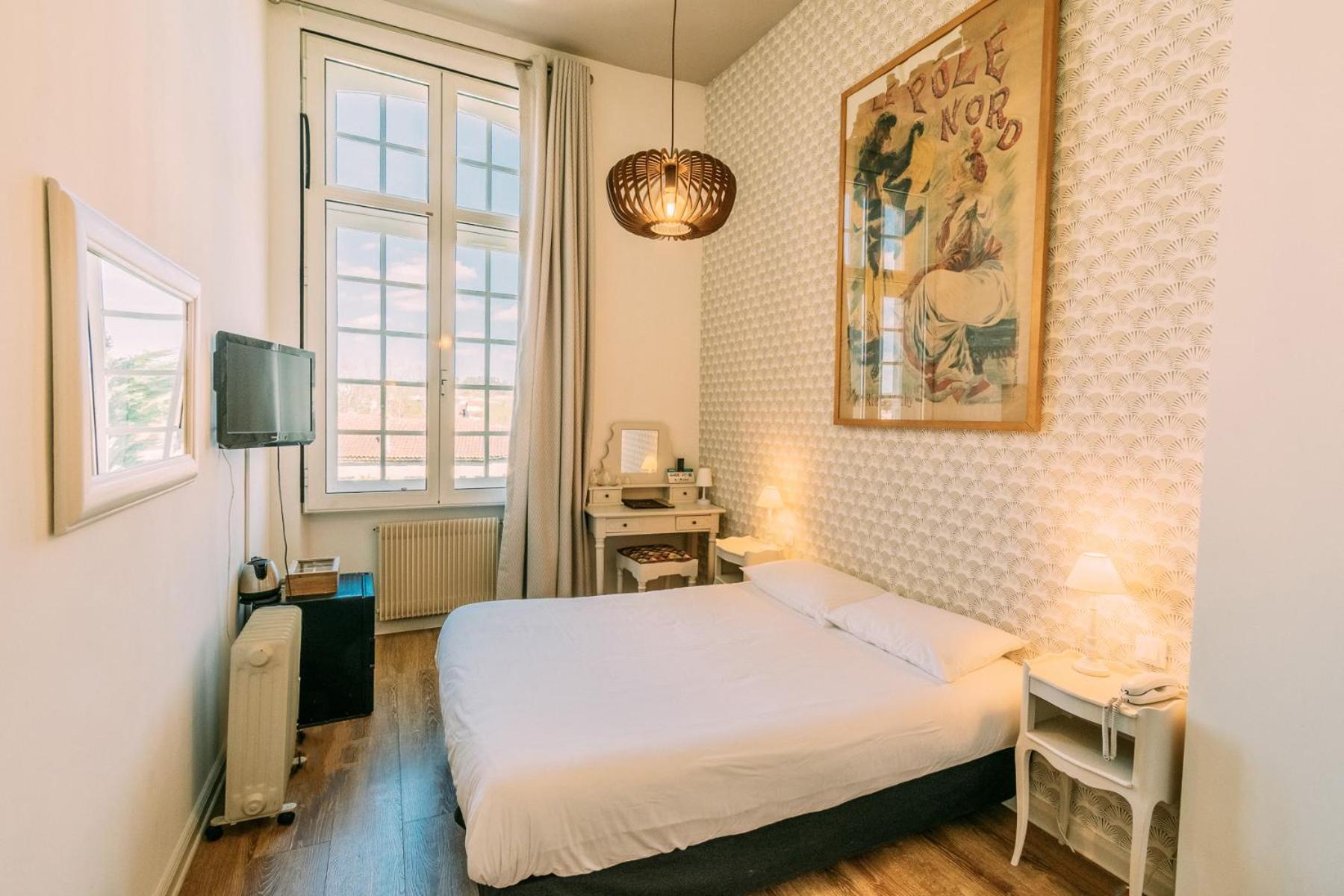 Les Trois Lys Hotel Condom Buitenkant foto