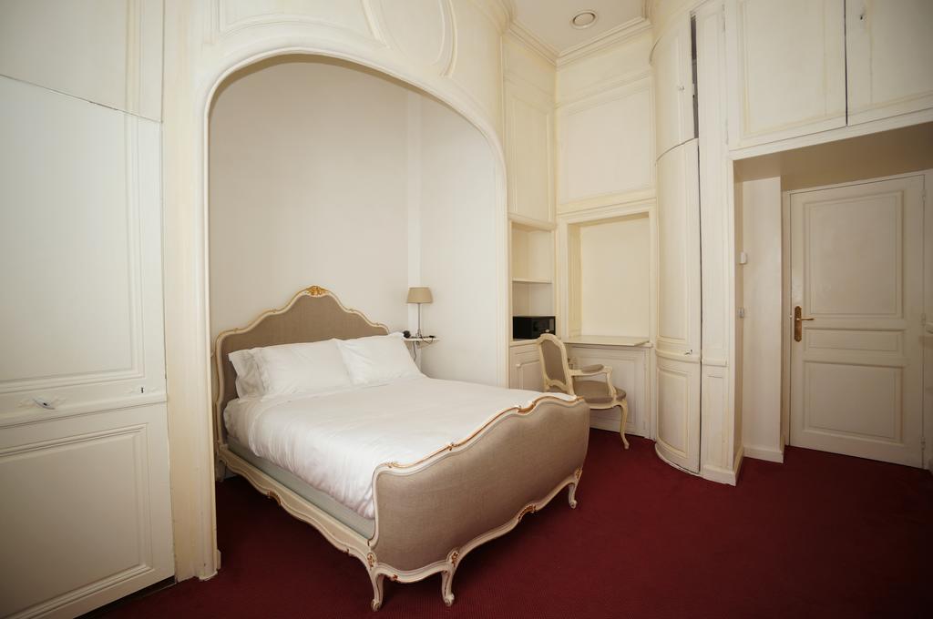 Les Trois Lys Hotel Condom Kamer foto