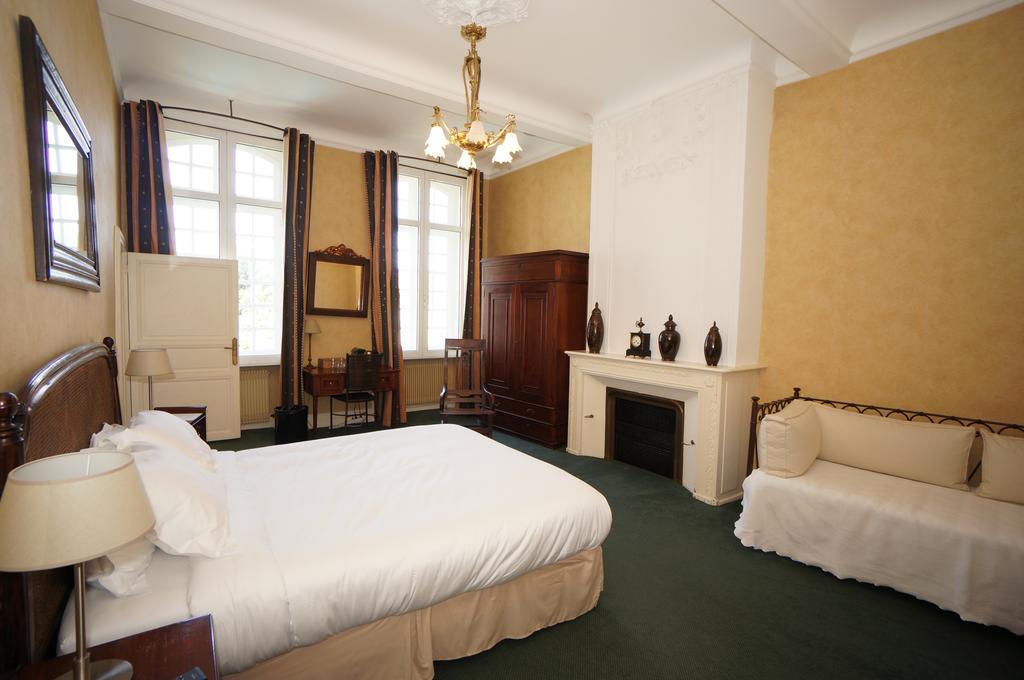 Les Trois Lys Hotel Condom Kamer foto